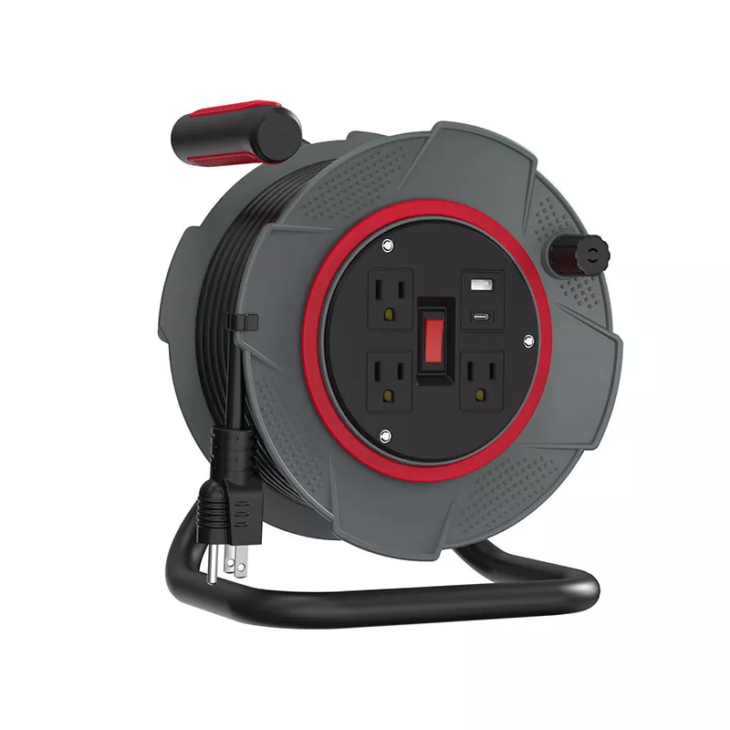 Котушка для пластикового шнура USB з 3 розетками 45 футів